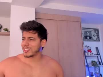 ashton_coleman_ live webcam