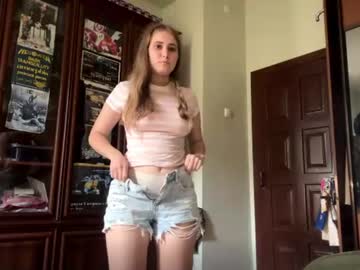 krystlebibian live webcam