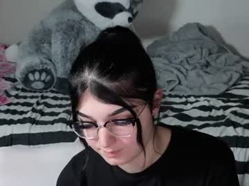 lapuppycakes live webcam