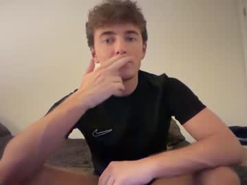 luciancrowe live webcam