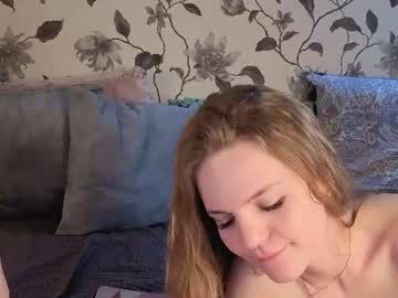 lustyaura live webcam