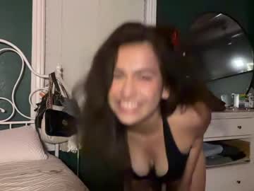 mmiaharlow live webcam