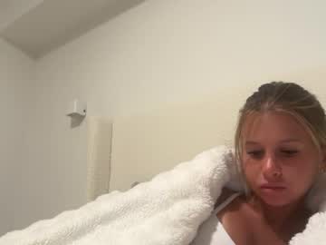 petitebaddie349 live webcam