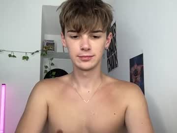 yoursweetyguy live webcam
