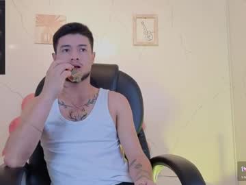 /register/ webcam capture