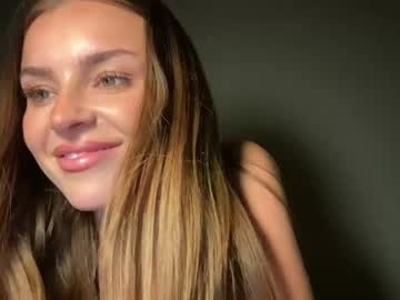 /register/ webcam capture
