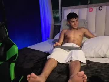 /register/ webcam capture