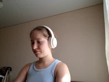 /register/ webcam capture