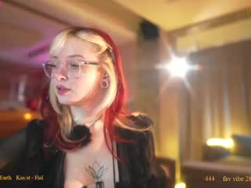 /register/ webcam capture