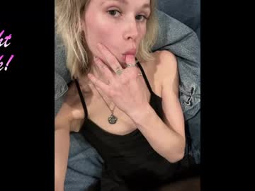 /register/ webcam capture